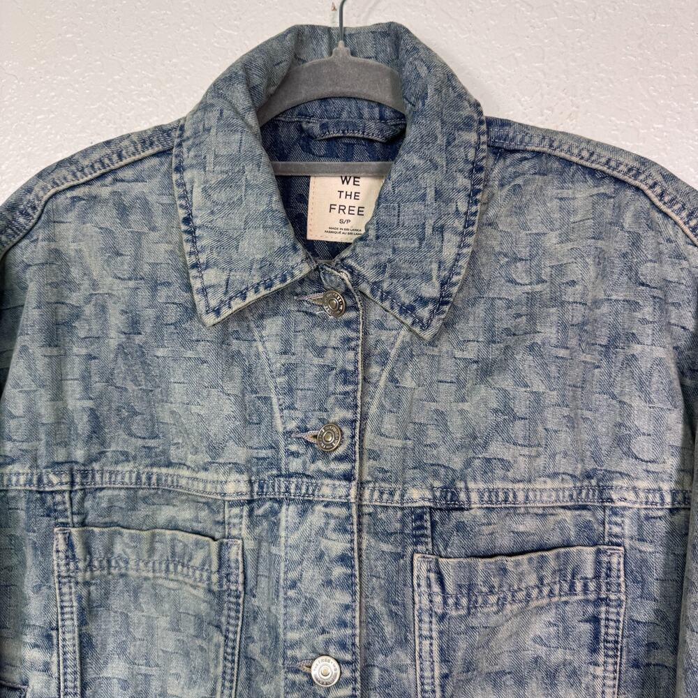 We The Free People Jacquard Letters Denim Jacket Womens Small Trucker Boho NEW - Picture 4 of 11